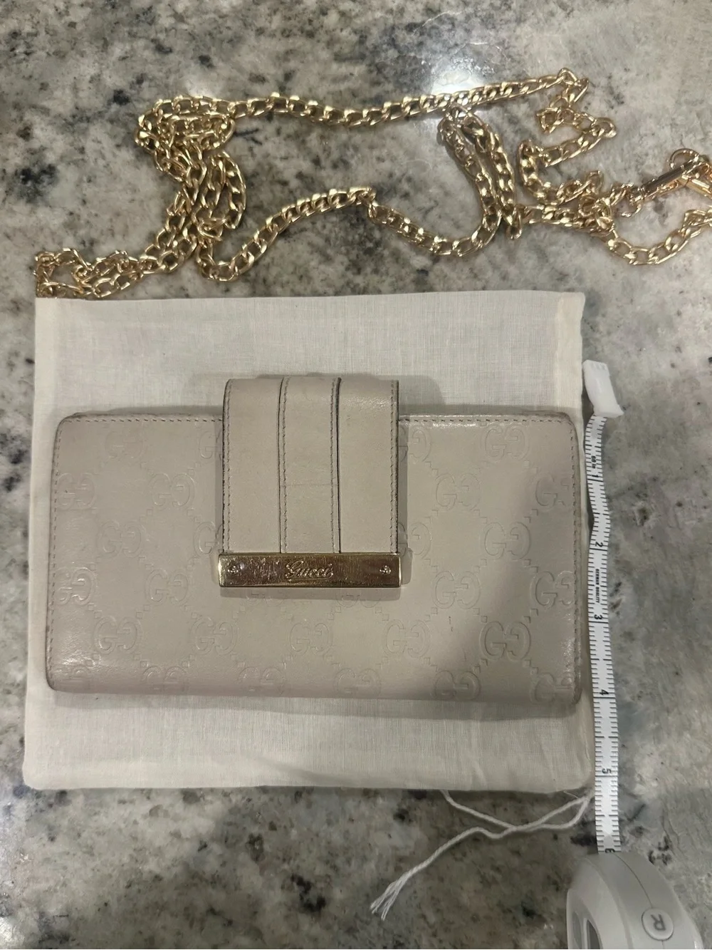 Gucci Embossed GG Leather Long Wallet in off-white with COA and Dust Bag - Picture 8 of 8